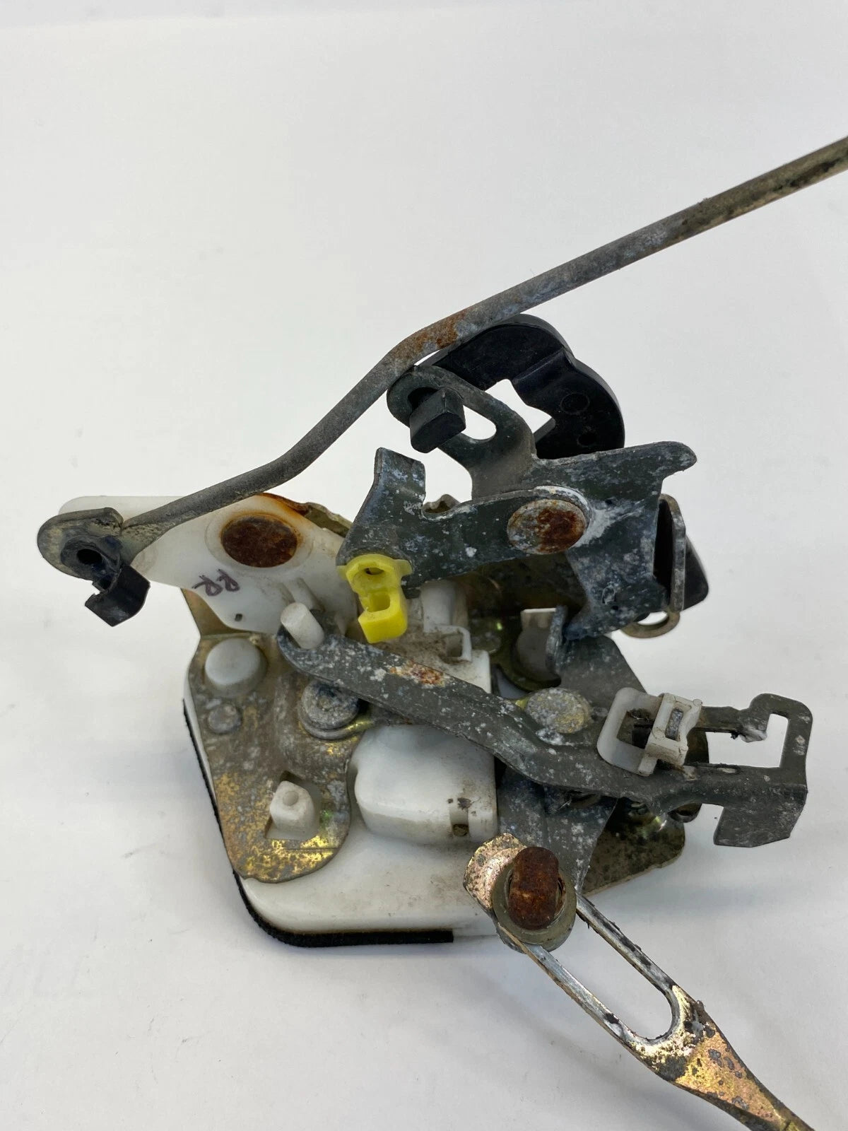 1996-2000 HYUNDAI ELANTRA REAR RIGHT PASSENGER SIDE DOOR LOCK LATCH ACTUATOR OEM