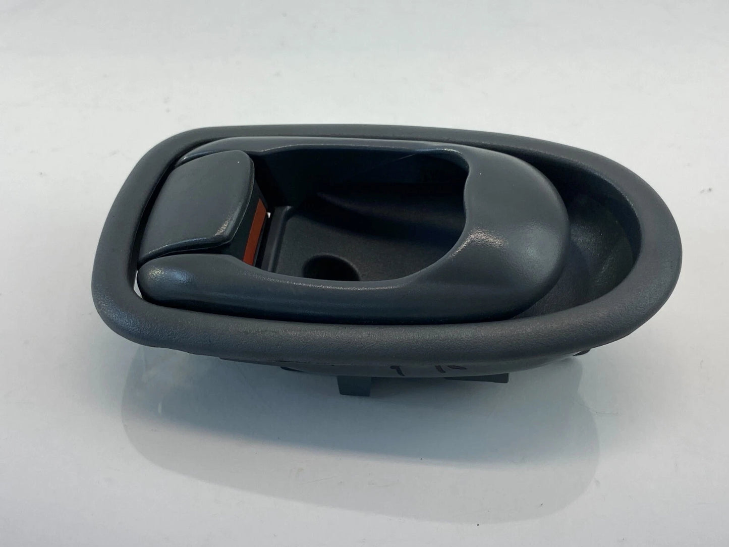 2002-2004 KIA SPECTRA FRONT RIGHT PASSENGER INTERIOR DOOR HANDLE K2N1-58759-330