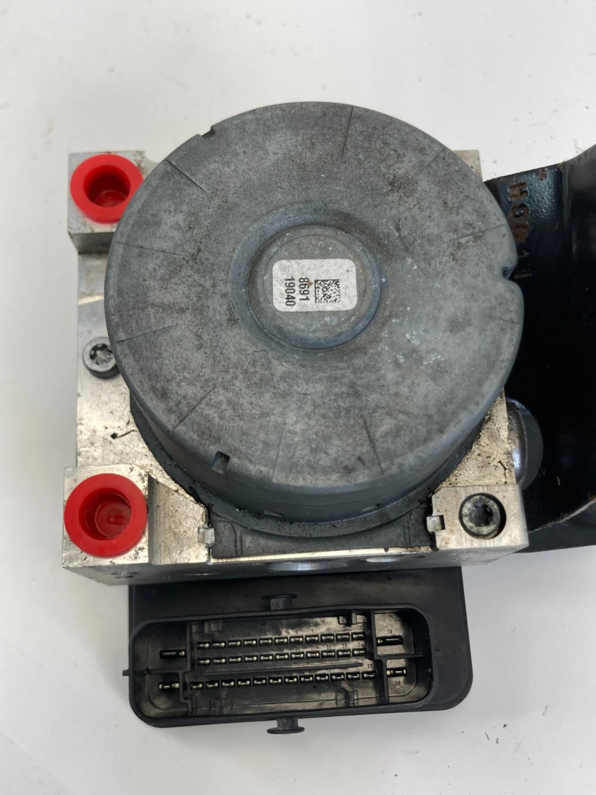 2014-2016 Dodge Dart 2.5L A/T FWD ABS Anti Lock Brake Pump Module 68256902AA OEM