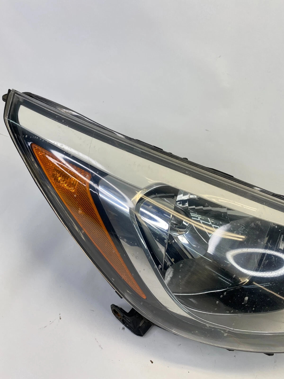 2014-2016 HYUNDAI ELANTRA FRONT RIGHT HEADLIGHT ASSEMBLY OEM FACTORY 1R921-01470