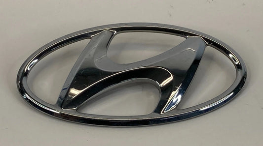 2012-2017 HYUNDAI ACCENT REAR TRUNK DECK LID LOGO EMBLEM NAMEPLATE CHROME OEM