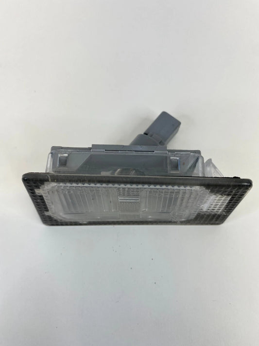 2014 2015 2016 KIA FORTE SEDAN LEFT LICENSE PLATE LIGHT LAMP ASSEMBLY OEM