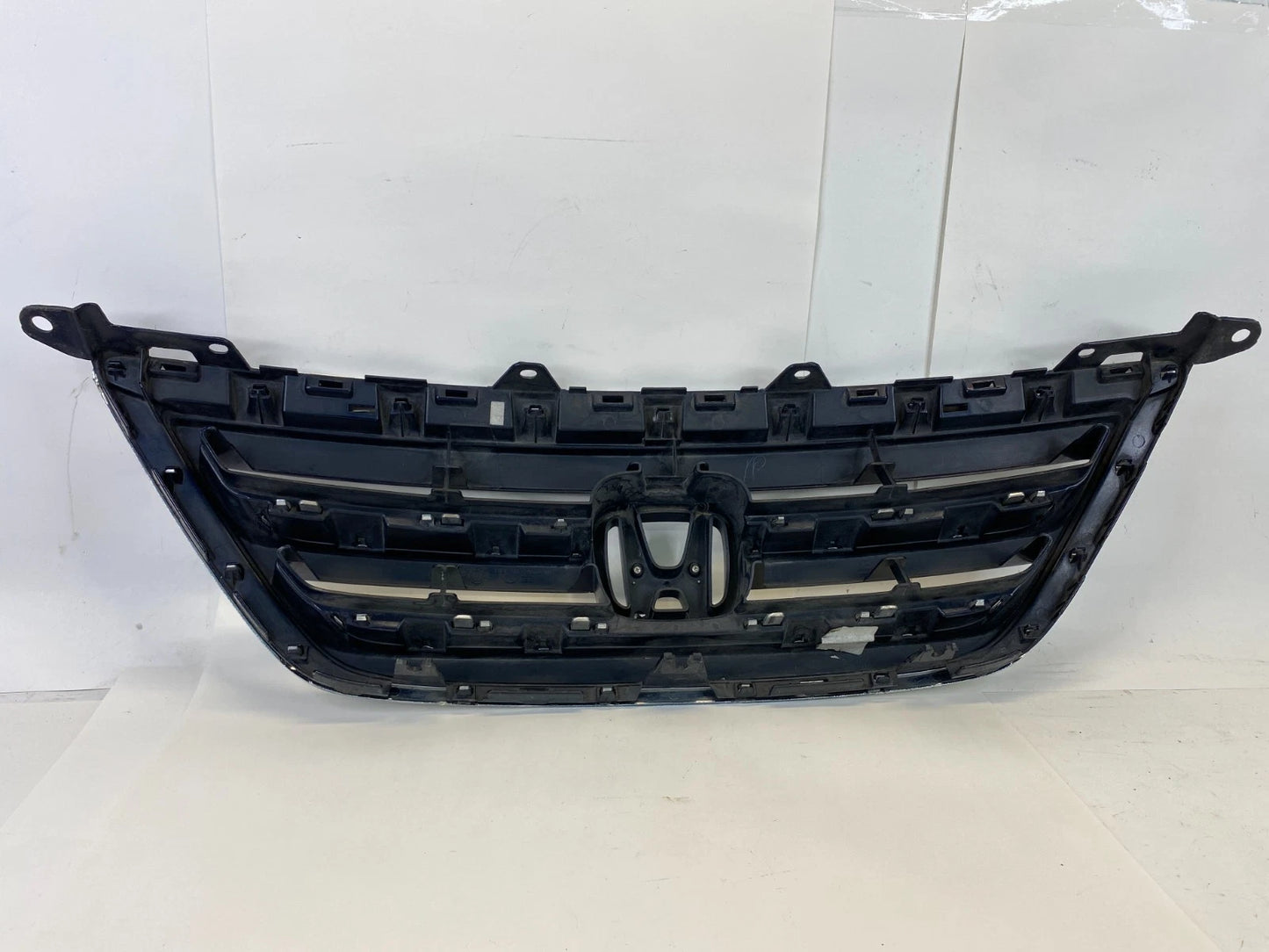2005-2007 HONDA ODYSSEY FRONT BUMPER UPPER GRILL GRILLE ASSY 71121-SHJ-A010 OEM