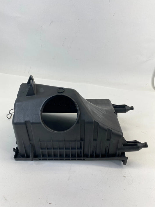 2005-2007 FORD ESCAPE 2.3L AIR CLEANER INTAKE FILTER BOX LOWER HOUSING 9L849A600