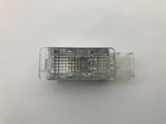 2007-2018 VW VOLKSWAGEN JETTA SEDAN INNER WARNING LIGHT GLOVE BOX LAMP 7L0947415
