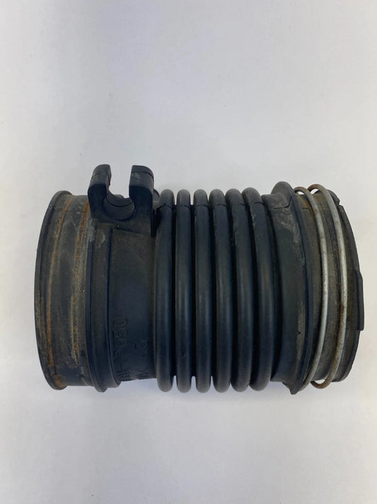 2007-2009 LEXUS RX350 3.5L AIR CLEANER INTAKE HOSE UPPER 17881-0P050 OEM FACTORY