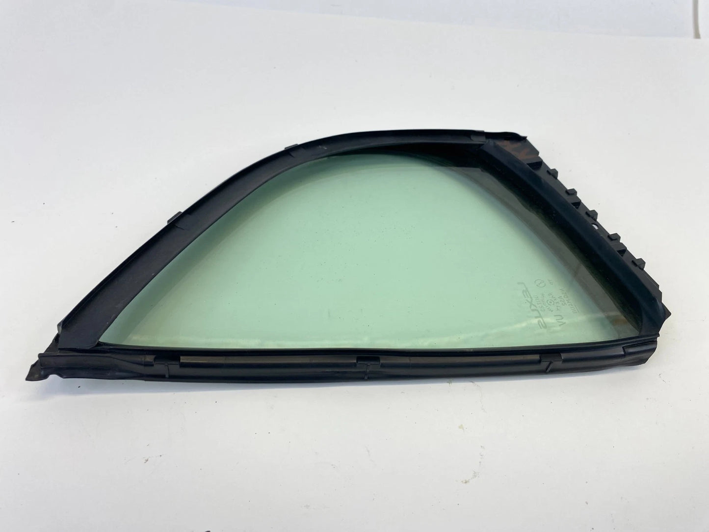 02 03 LEXUS ES300 04-06 ES330 REAR RH DOOR QUARTER VENT WINDOW GLASS 68188-33030