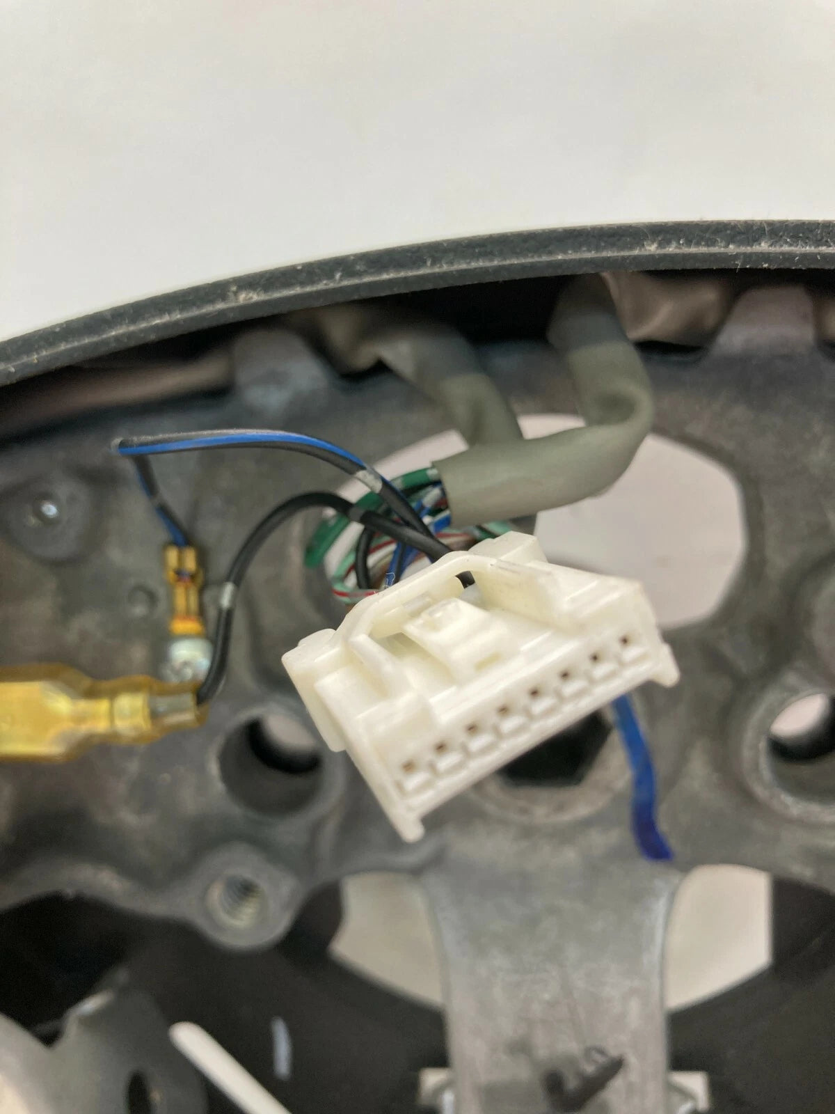 2006-2010 MAZDA 5 MAZDA5 STEERING WHEEL W/ CRUISE CONTROL SWITCH OEM
