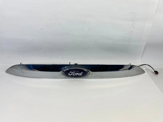 2013-2016 FORD ESCAPE LIFTGATE TAILGATE MOLDING TRIM LICENSE PANEL W/O CAMERA