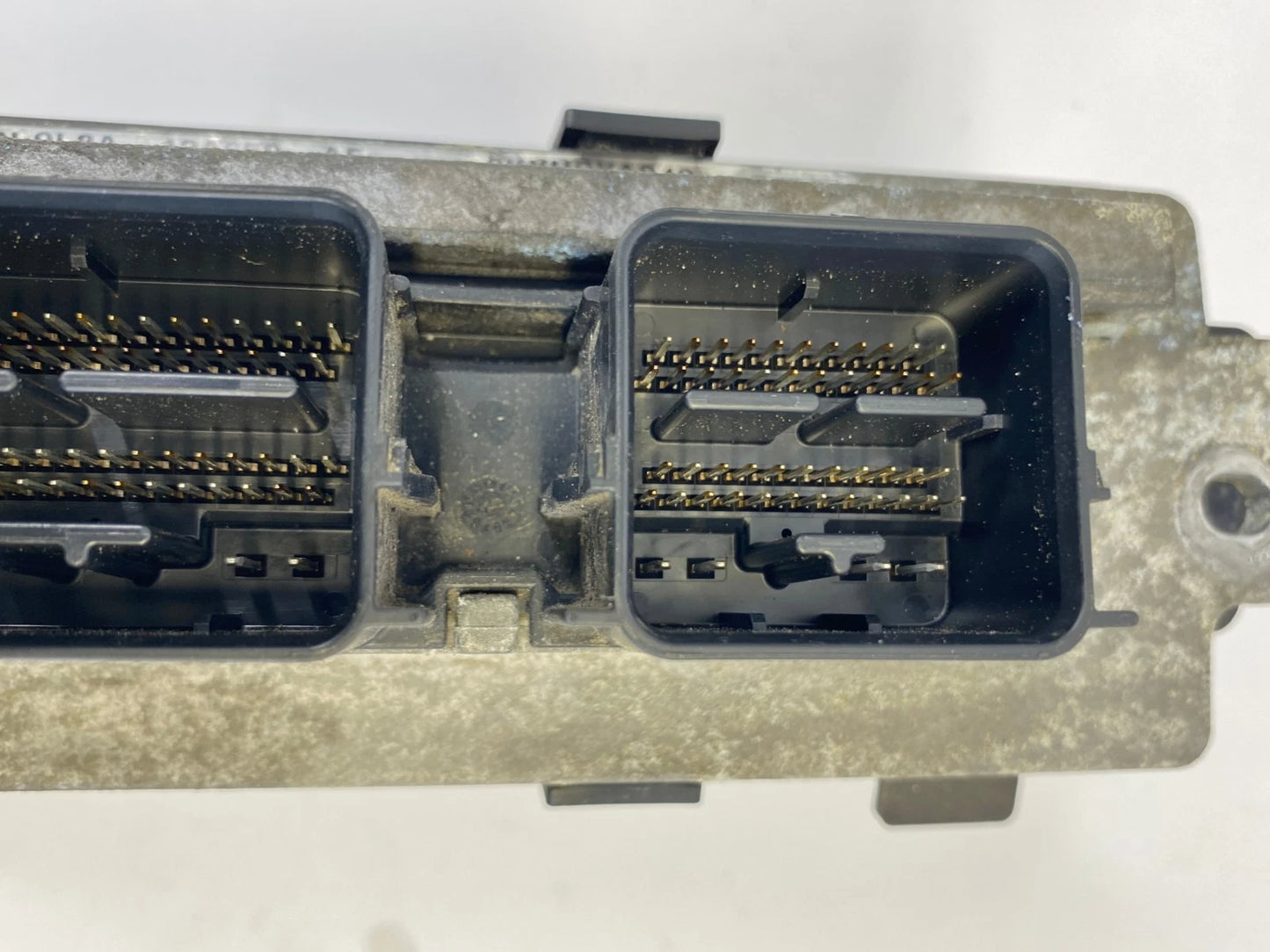 2009 FORD ESCAPE 2.5 AT ENGINE COMPUTER CONTROL MODULE ECM ECU 9L8A12A650AF OEM