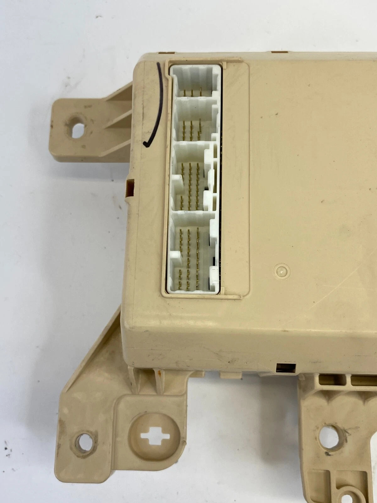2004-2006 TOYOTA SIENNA 3.3 CABIN INNER DASH FUSE BOX RELAY JUNCTION BLOCK OEM