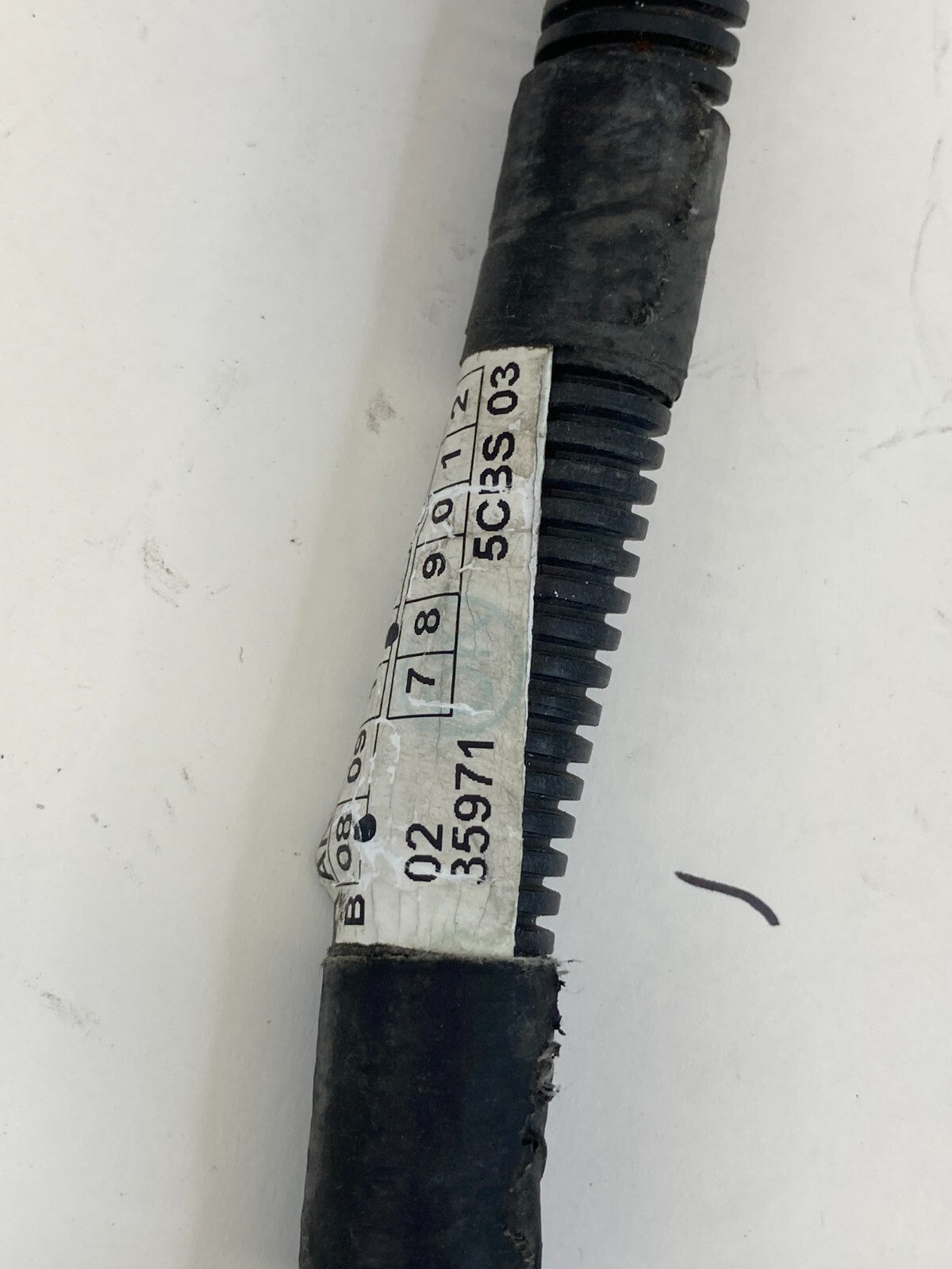 08-10 Saturn Vue 2.4L L4 Engine Fuel Injection Rail W/ Injectors 12602478 OEM