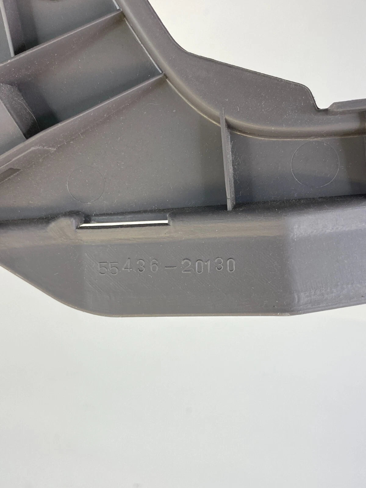 2000-2002 TOYOTA CELICA RIGHT SIDE END KNEE PANEL COVER TRIM BEZEL 55436-20130