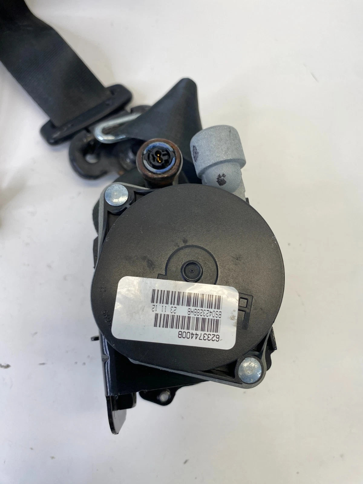 2013-2018 FORD FOCUS FRONT RIGHT PASSENGER SEAT BELT RETRACTOR SHOULDER LAP OEM