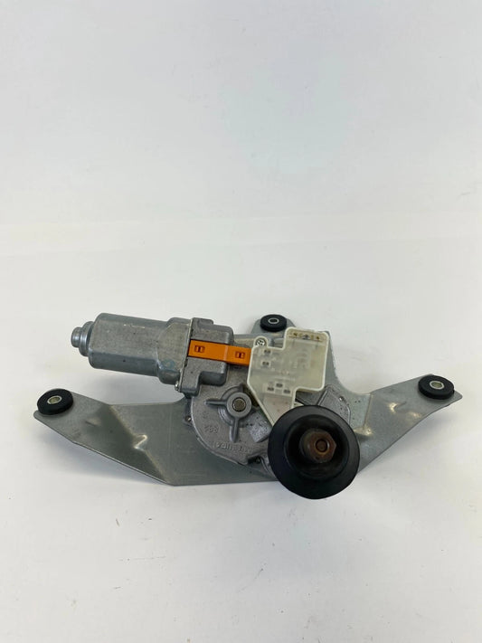 2010-2017 CHEVROLET EQUINOX REAR WINDSHIELD WIPER MOTOR ASSEMBLY OEM A8925-945