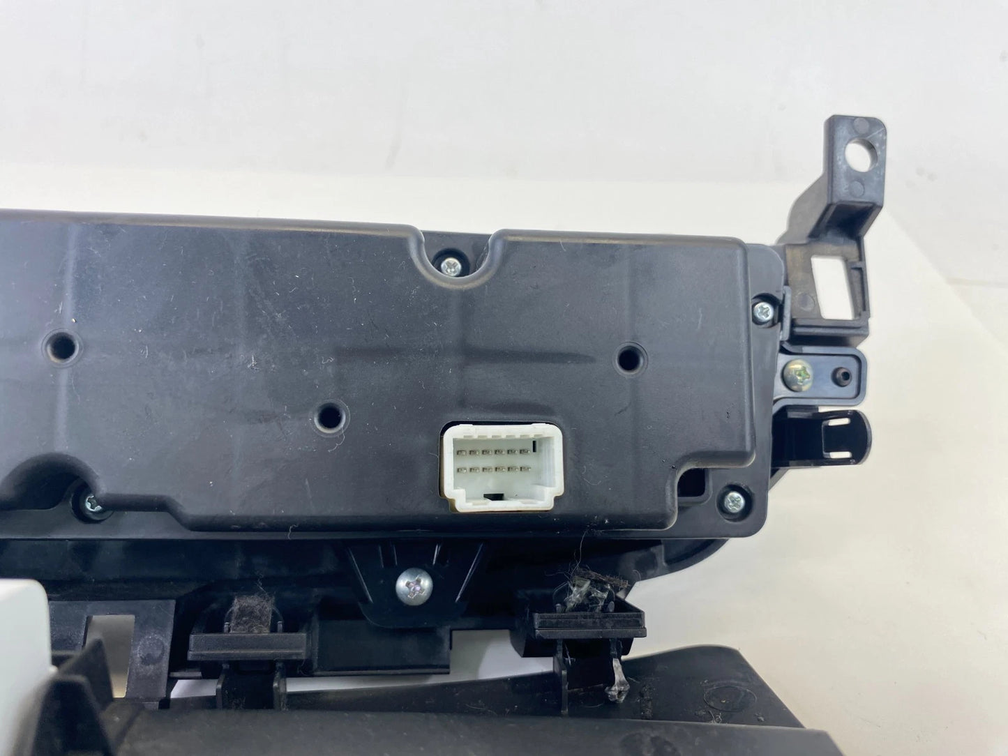 2018 Nissan Altima A/C Heater Climate Temperature Control Assy 27500-9HU0A OEM