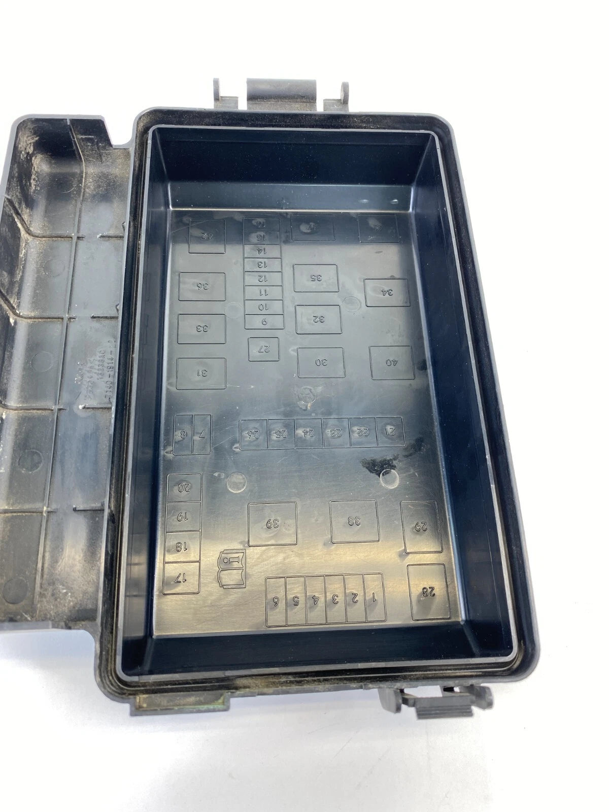 2005-2007 CHRYSLER 300 5.7L A/T UNDER HOOD FUSE BOX COVER LID 7140-1914-30 OEM