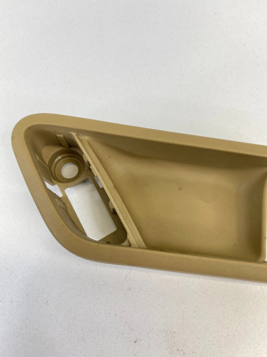 06-10 MERCEDES-BENZ R350 FRONT RIGHT PASSENGER SIDE INNER DOOR HANDLE BEZEL TRIM
