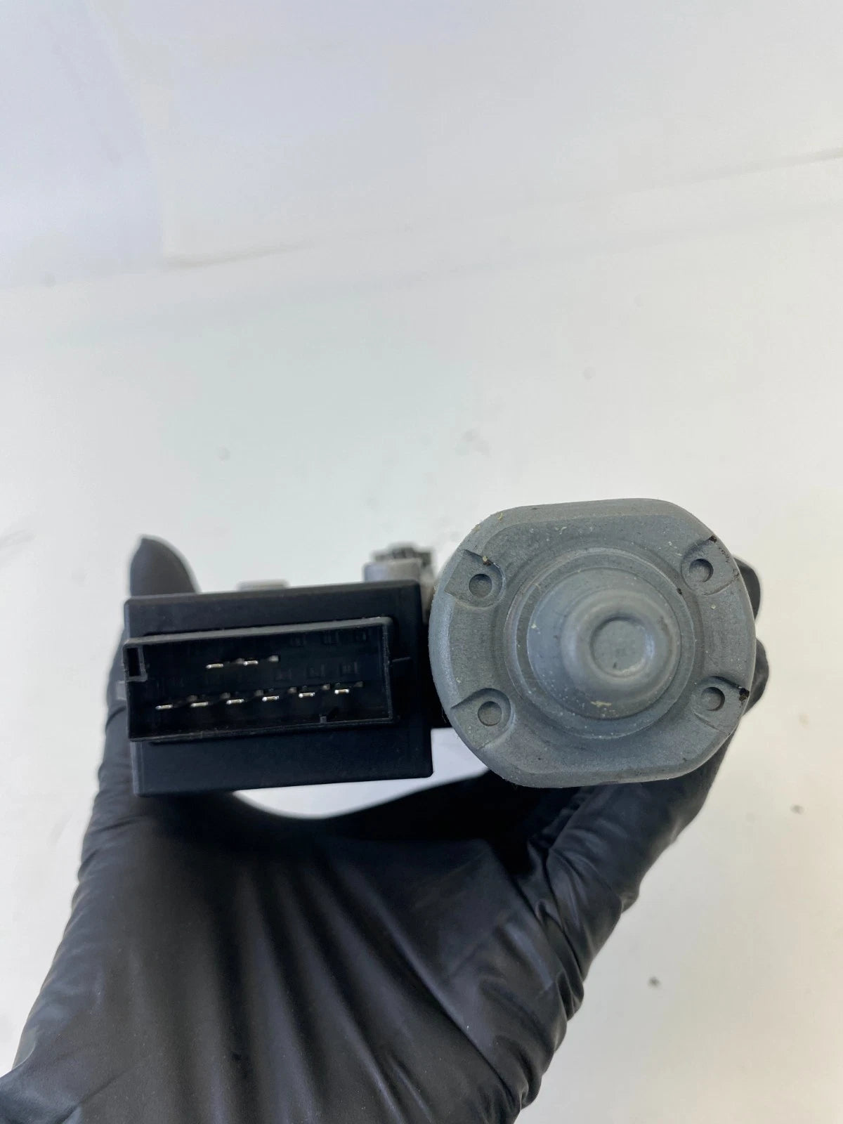 2010-2016 BUICK LACROSSE 2012-2017 REGAL SUNROOF SUN ROOF MOTOR 13389361 OEM