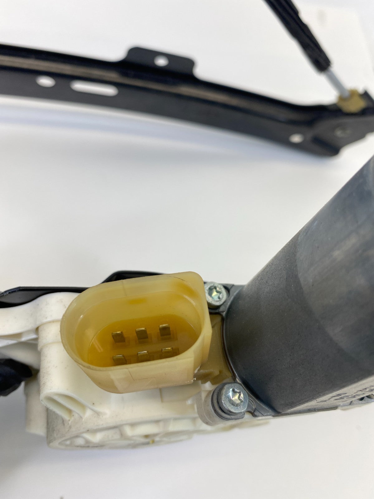 2009 2010 BMW 535i xDrive Front Left Side Door Power Window Motor w/ Regulator