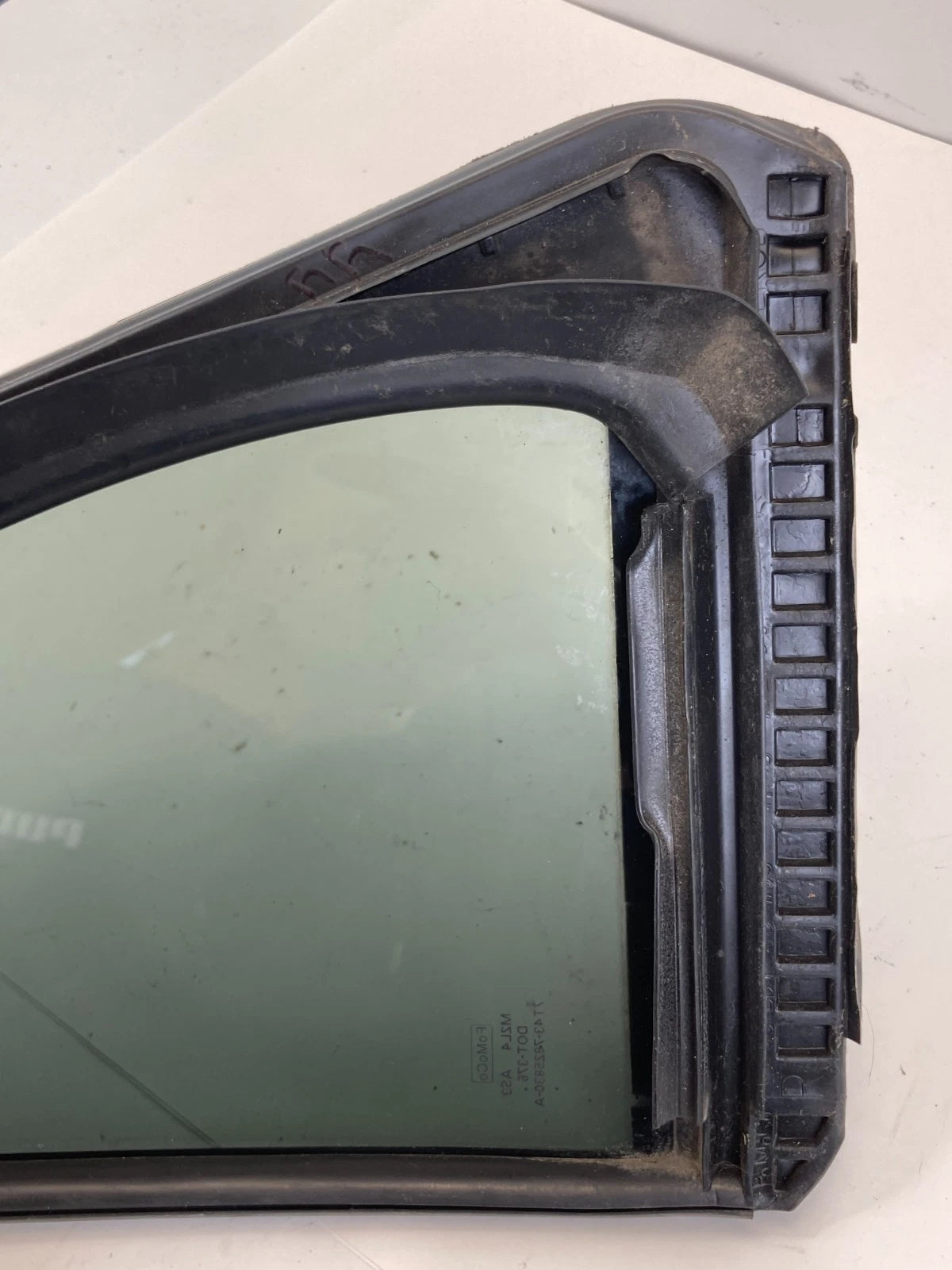 2007-2014 FORD EDGE QUARTER VENT WINDOW GLASS ASSEMBLY REAR RIGHT 7T43-7825830-A