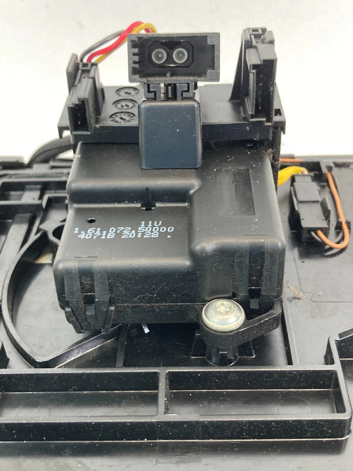 03-09 MERCEDES-BENZ E320 HAZARD LIGHT DOOR LOCK CONTROL SWITCH A2116800552 OEM