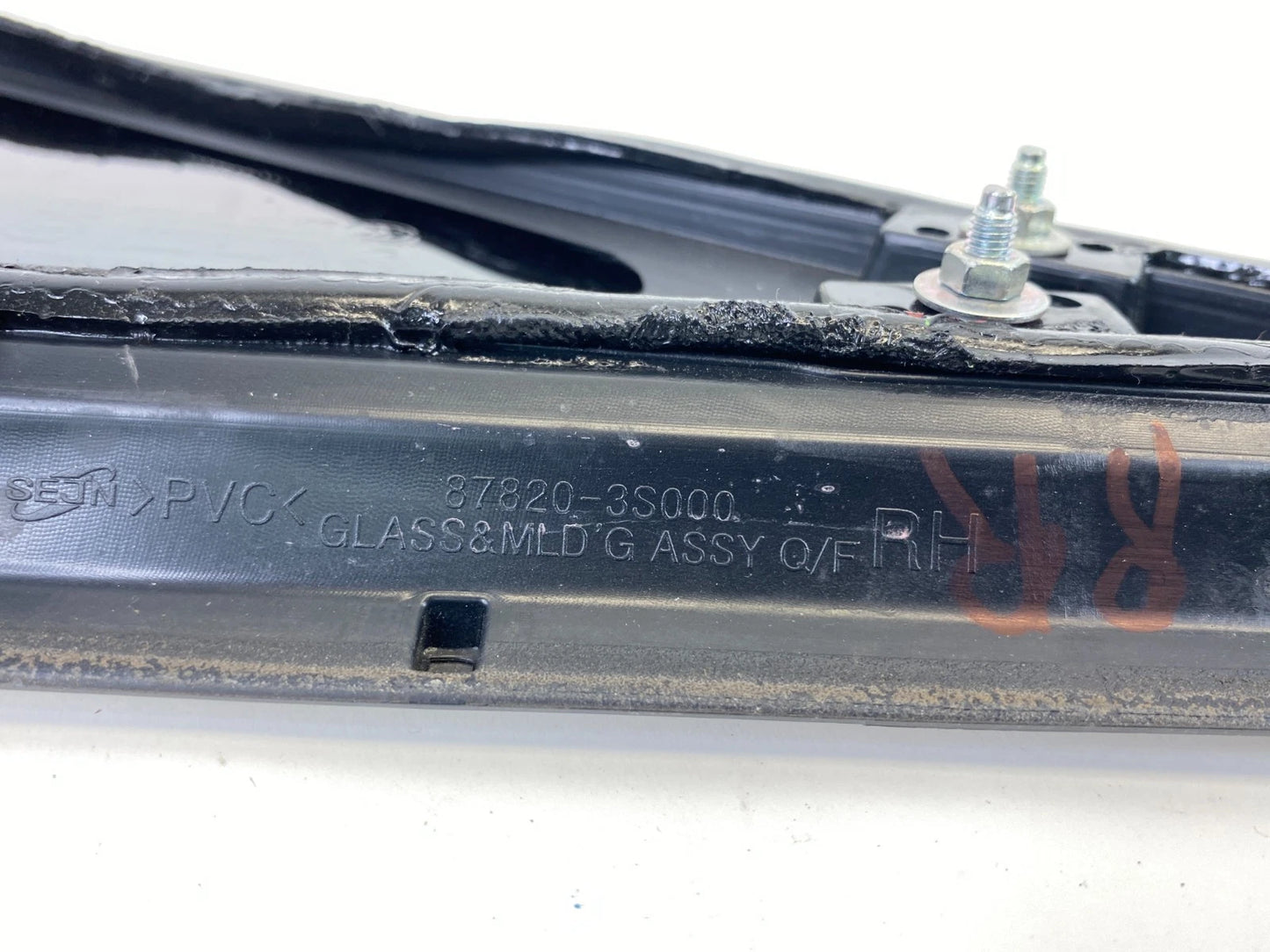 2011-2015 HYUNDAI SONATA REAR RIGHT SIDE DOOR WINDOW QUARTER GLASS 87820-3S000