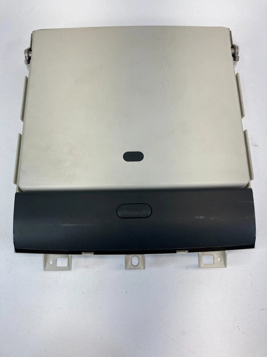 2008-2012 CHRYSLER TOWN & COUNTRY SECOND ROW VIDEO ENTERTAINMENT SCREEN OEM