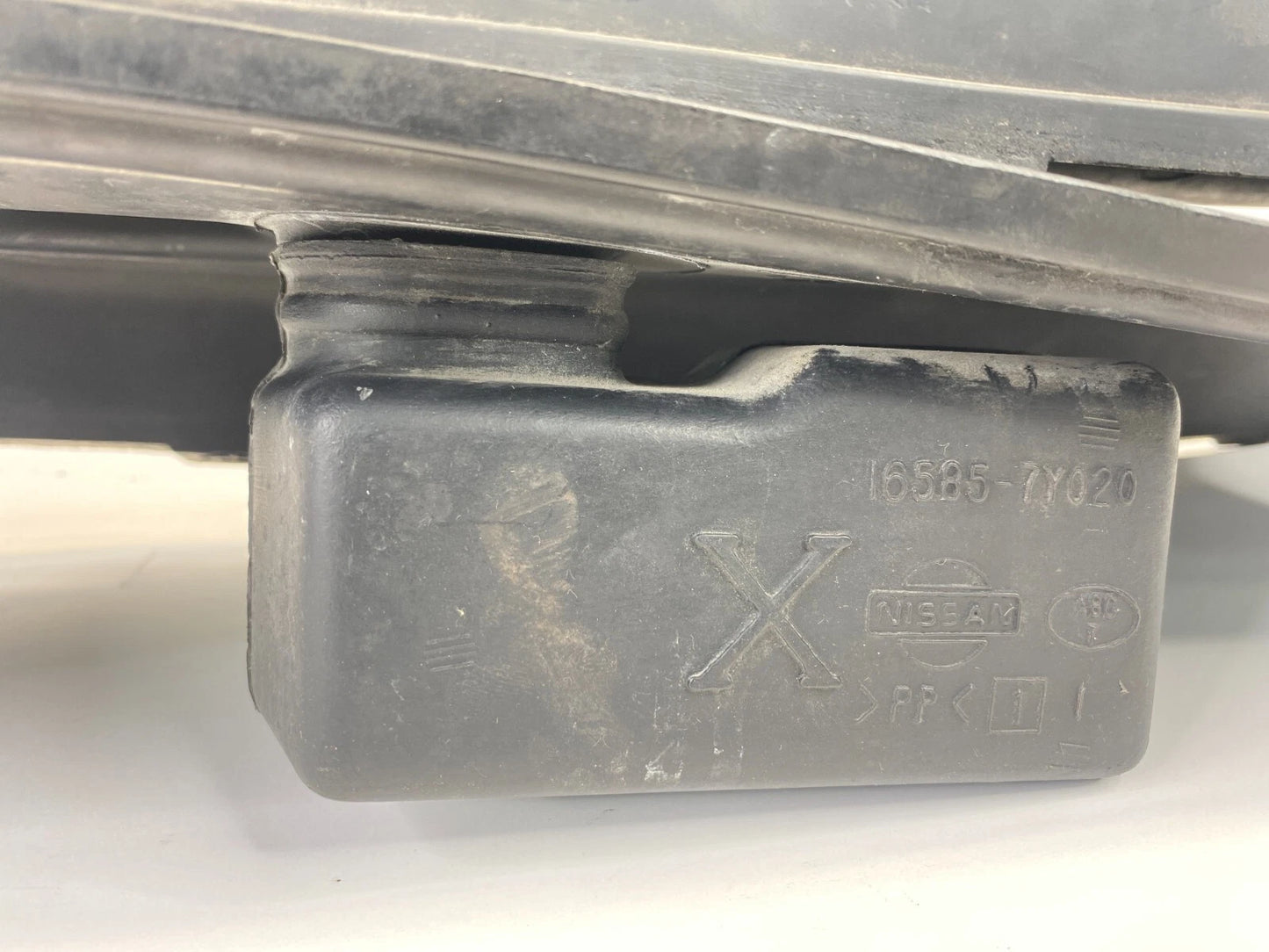 04-06 NISSAN MAXIMA 3.5L UPPER AIR INTAKE DUCT PIPE HOSE OEM FACTORY 16554-7Y010