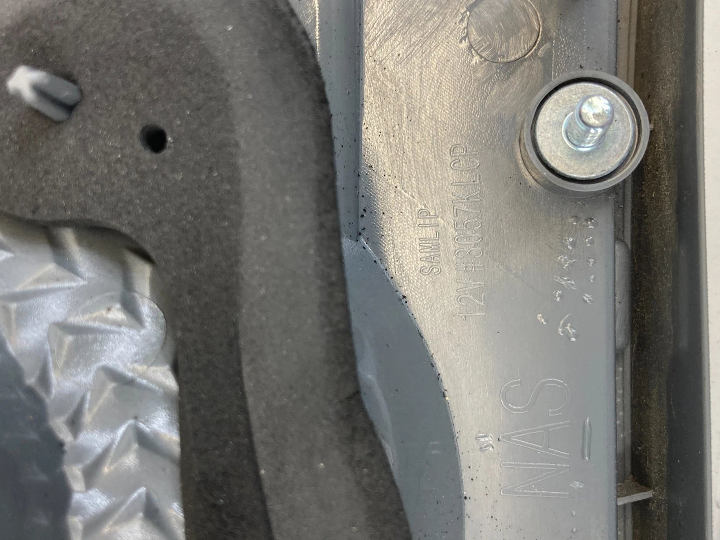 2011-2016 CHEVROLET CRUZE REAR LEFT DRIVER INNER TAILLIGHT TAILLAMP 3057KLCP OEM