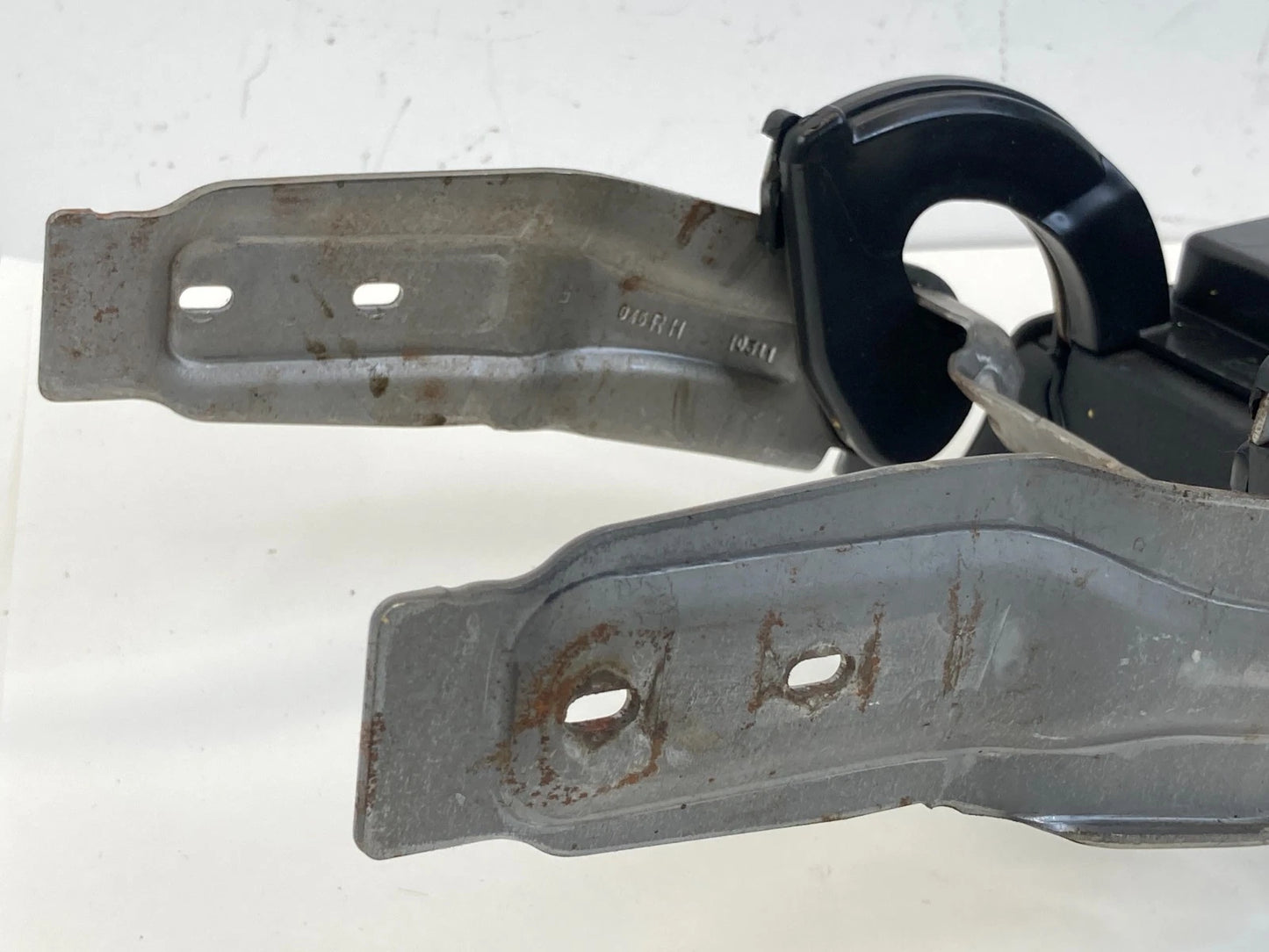 2010-2013 Buick LaCrosse Center Console Armrest Lid Cover Storage Compartment