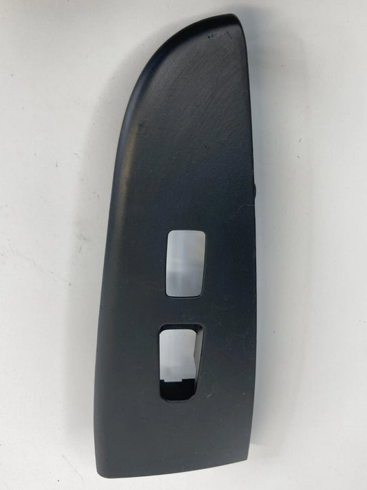2007-2010 HYUNDAI ELANTRA FRONT RIGHT PASSENGER SIDE DOOR WINDOW SWITCH BEZEL