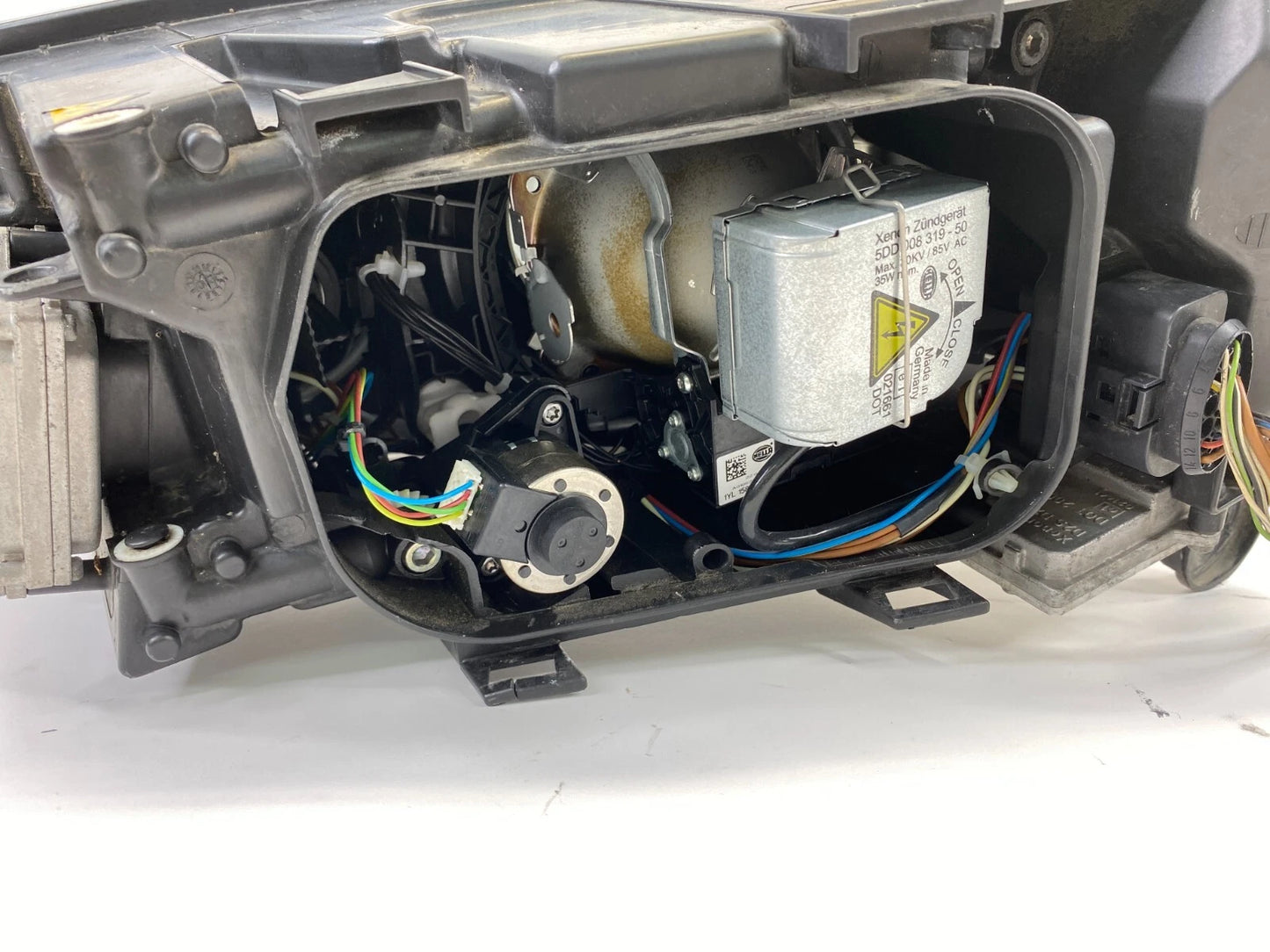 2005-2008 AUDI A6 QUATTRO RIGHT PASSENGER SIDE HEADLIGHT LIGHT HEADLAMP XENON