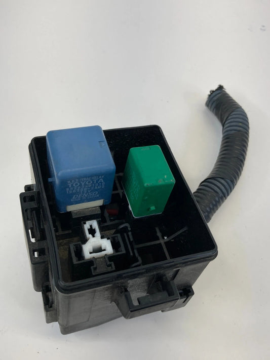 2004-2006 LEXUS LS430 4.3L ENGINE COMPARTMENT FUSE RELAY BOX MODULE OEM