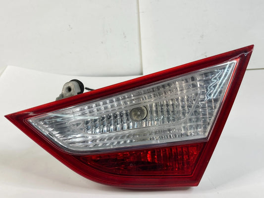 2011-2014 HYUNDAI SONATA TAIL LIGHT LAMP RIGHT PASSENGER INNER TRUNK 924043Q OEM