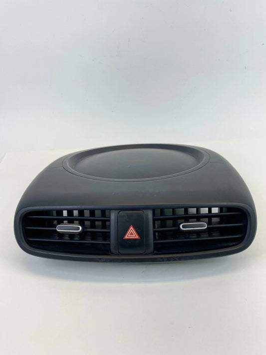 2014-2019 KIA SOUL CENTER DASH AC AIR VENT W/ HAZARD SWITCH 84770-B2000 OEM