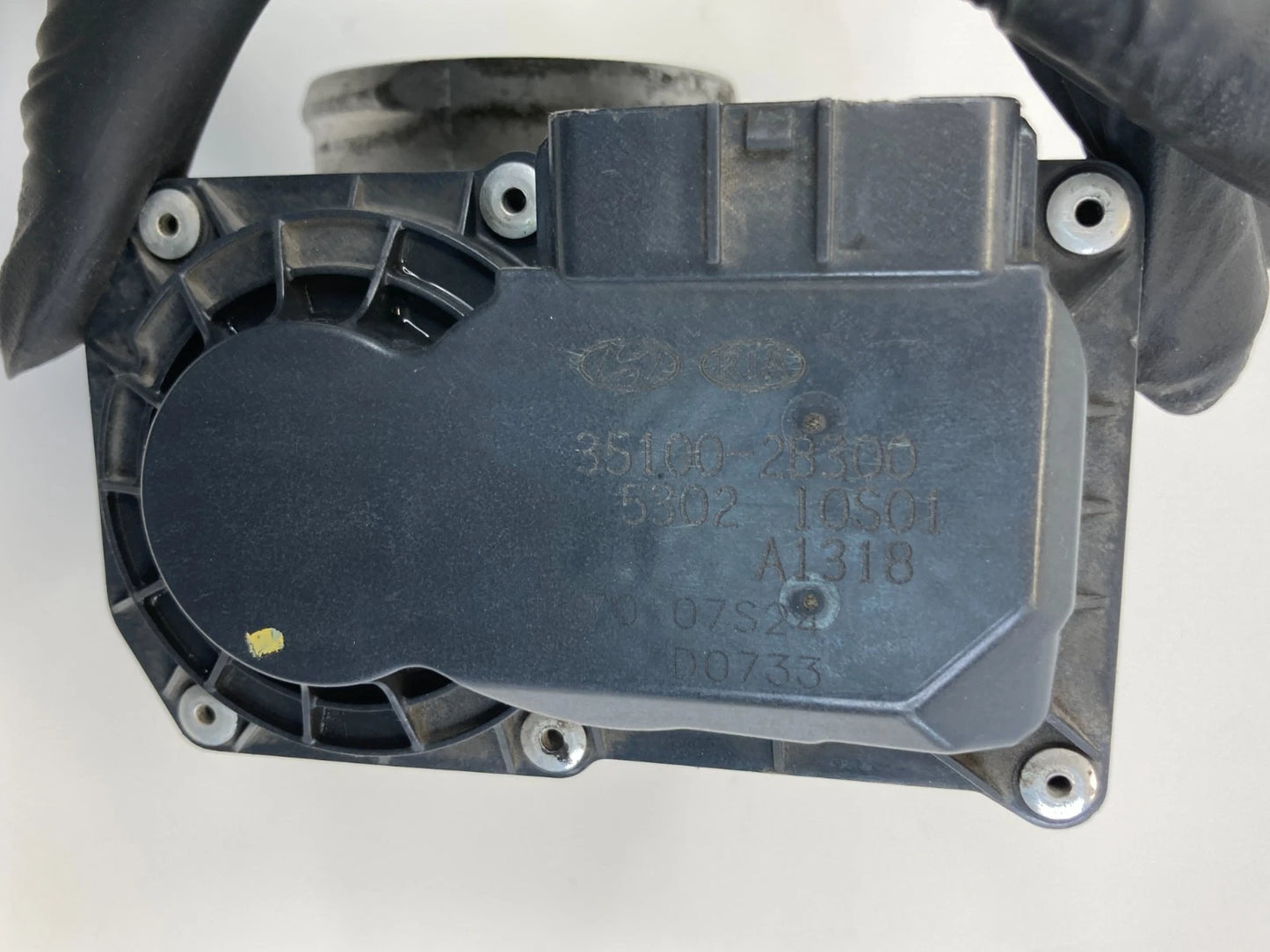 2012-2019 HYUNDAI ACCENT 1.6L 16V THROTTLE BODY THROTTLE VALVE 35100-2B300 OEM