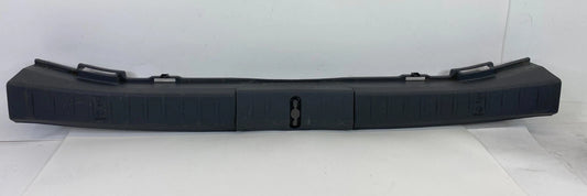 04-09 TOYOTA PRIUS REAR TRUNK LUGGAGE TRIM LIFTGATE SILL COVER 64716-47010 OEM