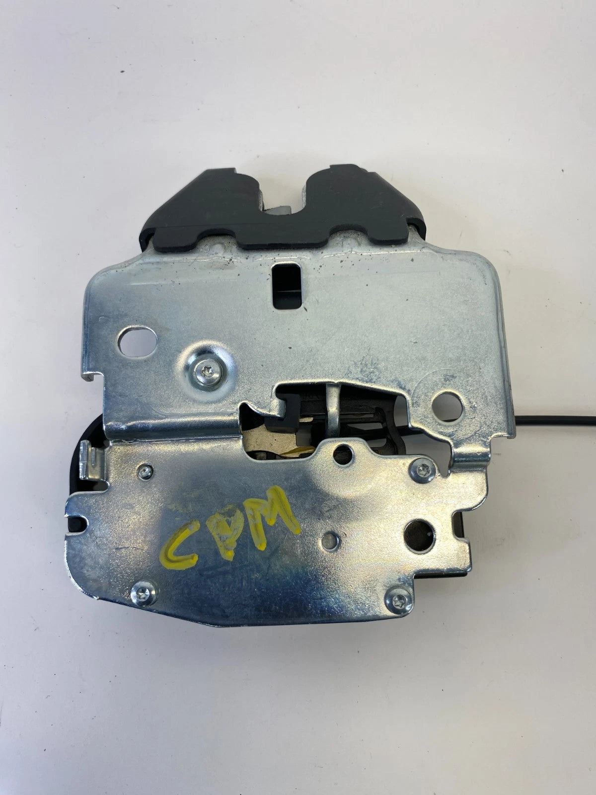 2013-2018 NISSAN ALTIMA S REAR TRUNK LOCK ACTUATOR LATCH RELEASE ASSEMBLY OEM