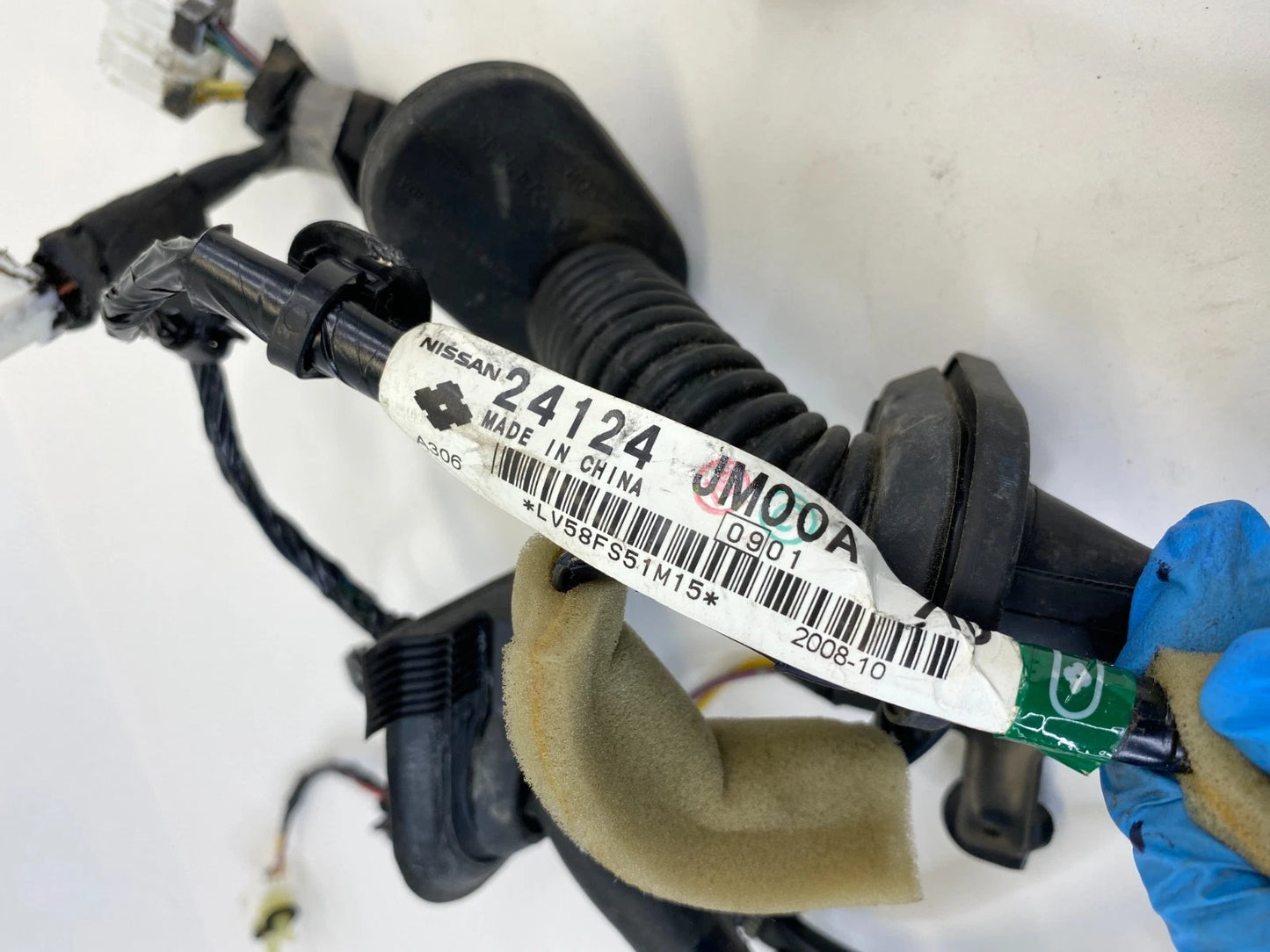08-13 NISSAN ROGUE FRONT PASSENGER DOOR ELECTRICAL LOOM WIRING PLUG 24124JM00A