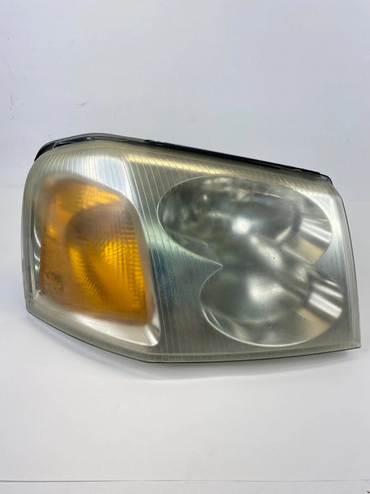 2002-2009 GMC ENVOY HEADLIGHT HEADLAMP ASSEMBLY FRONT RIGHT OEM 15866070