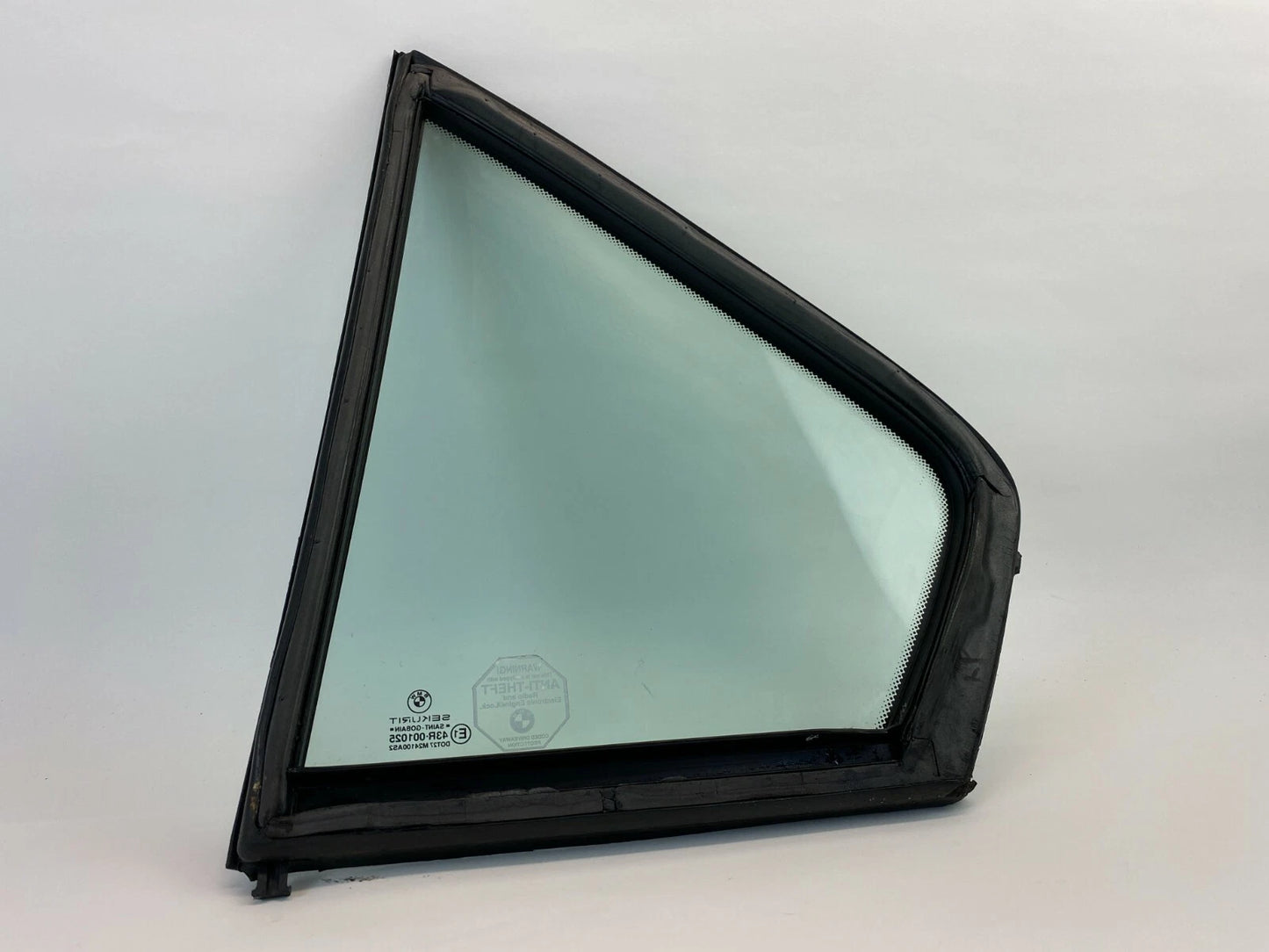 95-01 BMW 740I 740IL REAR RIGHT BACK SIDE DOOR WINDOW VENT QUARTER GLASS OEM
