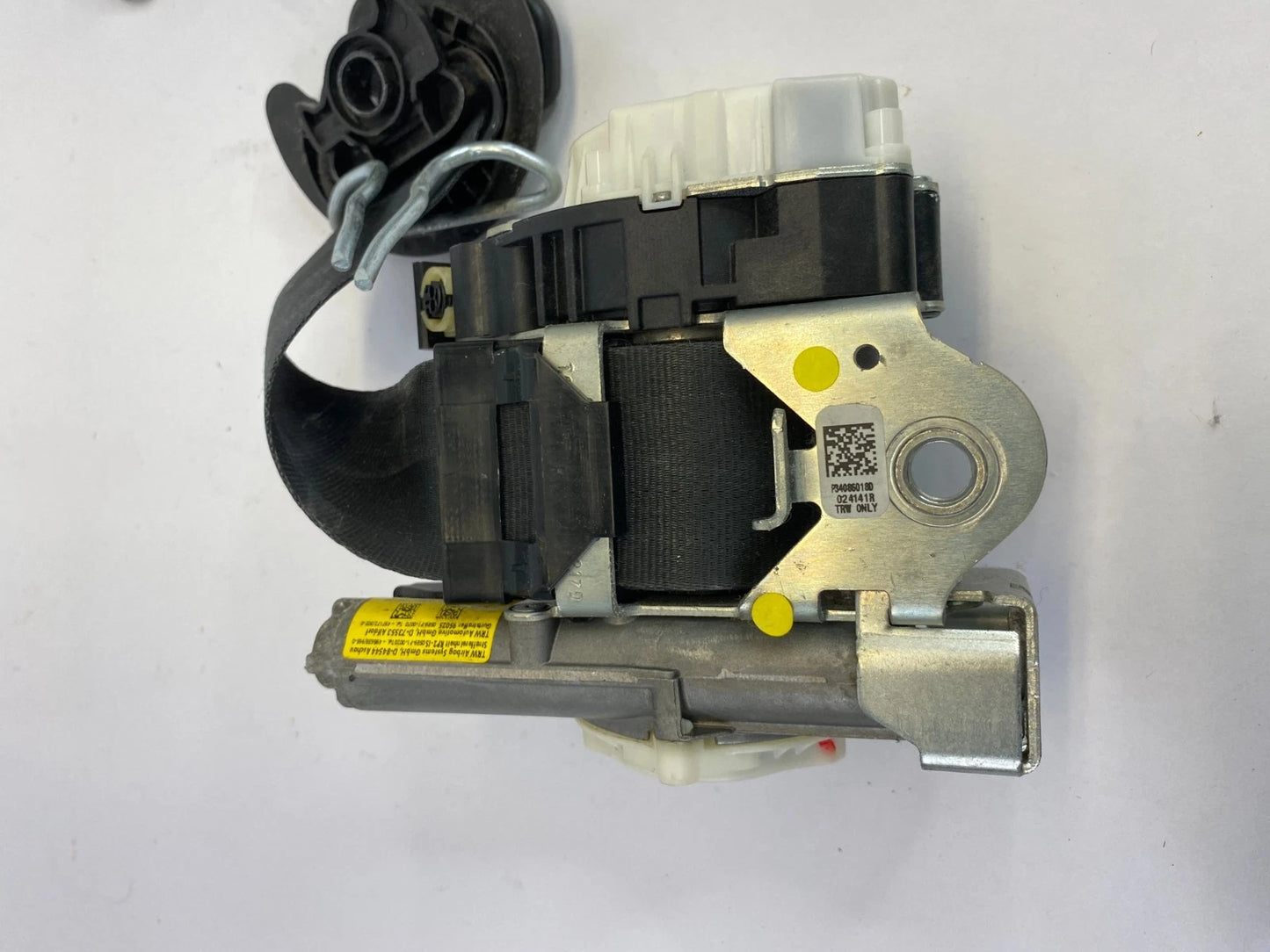 2011-2018 VW VOLKSWAGEN JETTA SEDAN FRONT LEFT SEAT BELT RETRACTOR 5C6-857-705B