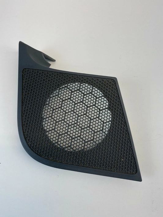 2005-2010 JEEP GRAND CHEROKEE FRONT LEFT DASH SPEAKER COVER GRILLE 5KB01TRM OEM