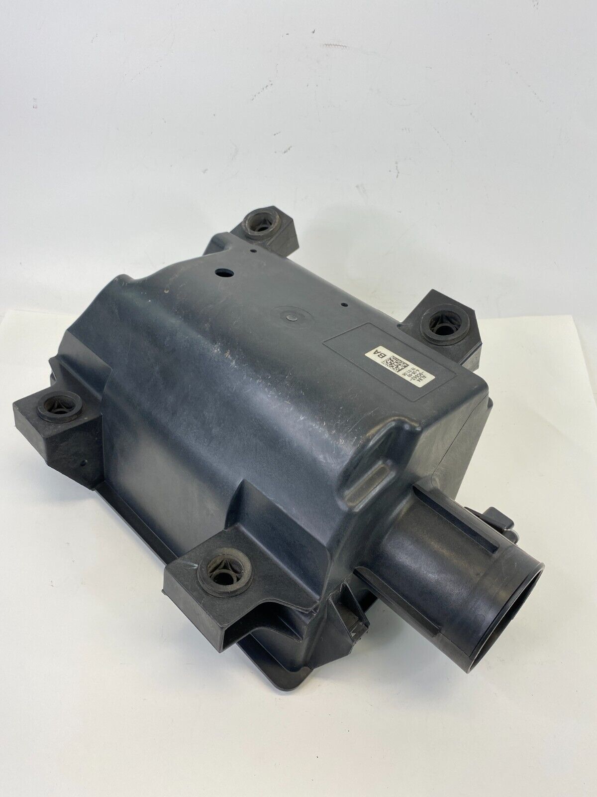 09-12 Ford Escape 3.0L A/T Air Intake Cleaner Box Housing Lower Cover 9L84-9A622