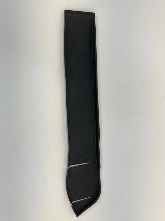 2006-2011 MERCEDES-BENZ ML350 FRONT LEFT RUBBER DOOR POCKET MAT 1647270145 OEM
