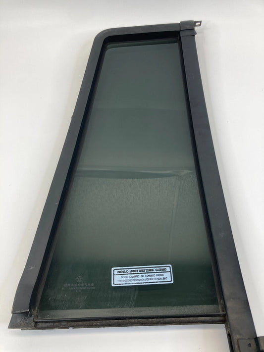 1993-1998 JEEP GRAND CHEROKEE REAR LEFT SIDE DOOR QUARTER WINDOW GLASS FIXED OEM