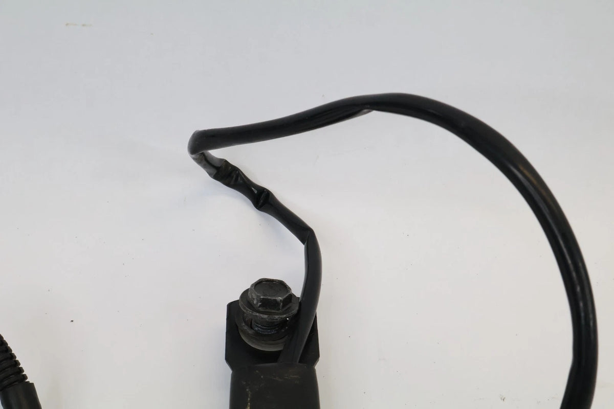 2002-2004 NISSAN XTERRA FRONT RIGHT PASSENGER SEAT BELT BUCKLE RECEPTACLE OEM