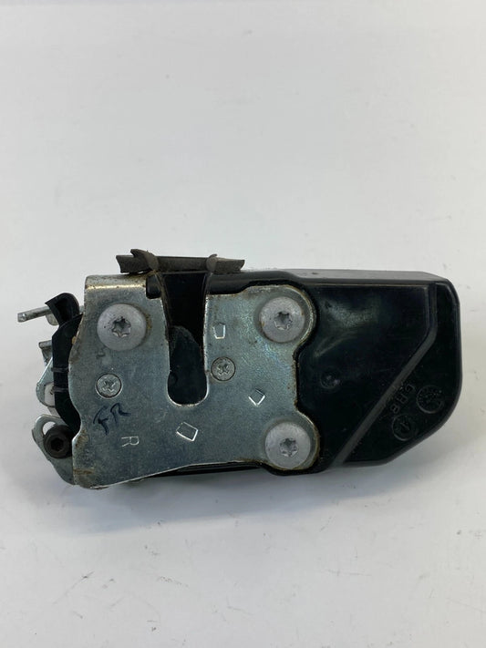 2005-2010 CHRYSLER 300 FRONT RIGHT PASSENGER SIDE DOOR LOCK LATCH ASSEMBY OEM