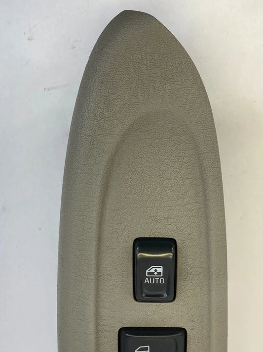 2002-2005 CHEVY TRAILBLAZER EXT FRONT RIGHT DOOR POWER WINDOW SWITCH W/ BEZEL